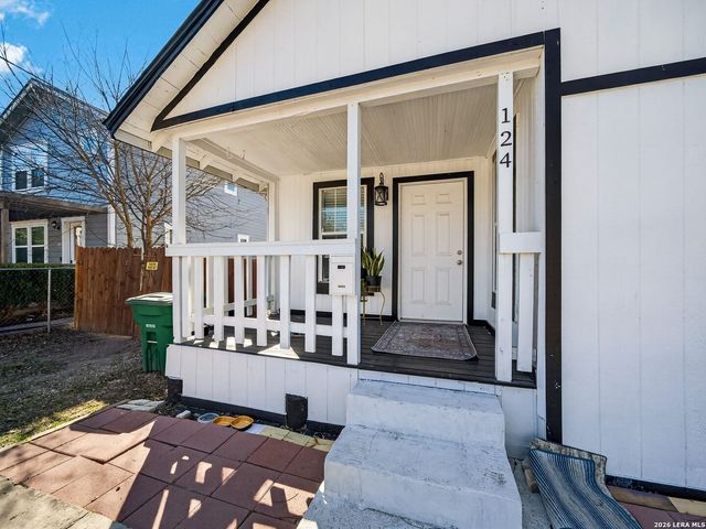 124 Belmont, San Antonio, TX 78202