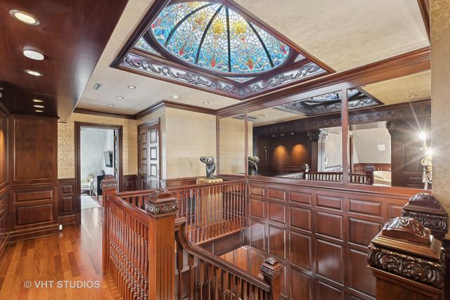 915 N DEARBORN Street, Chicago, IL 60610