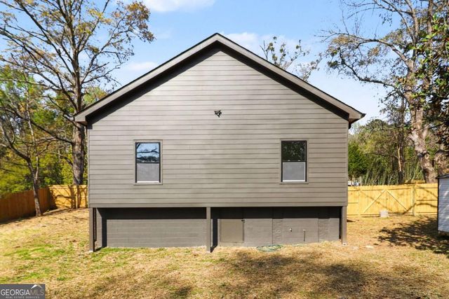 106 Arnco 1st Street, Newnan, GA 30263