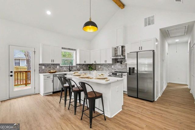 106 Arnco 1st Street, Newnan, GA 30263