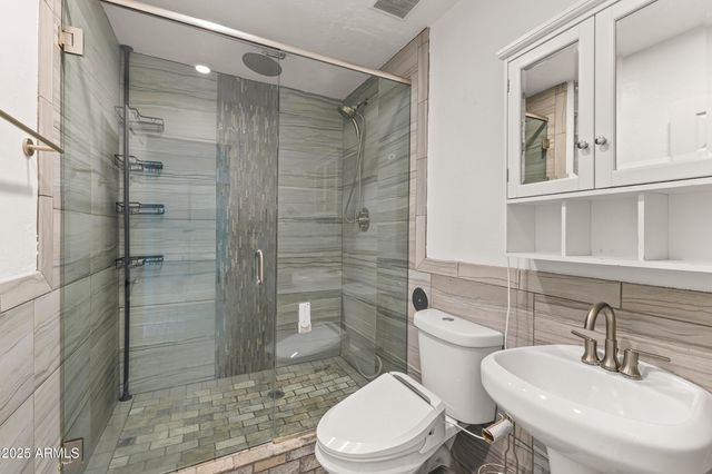 1822 E MARSHALL Avenue, Phoenix, AZ 85016