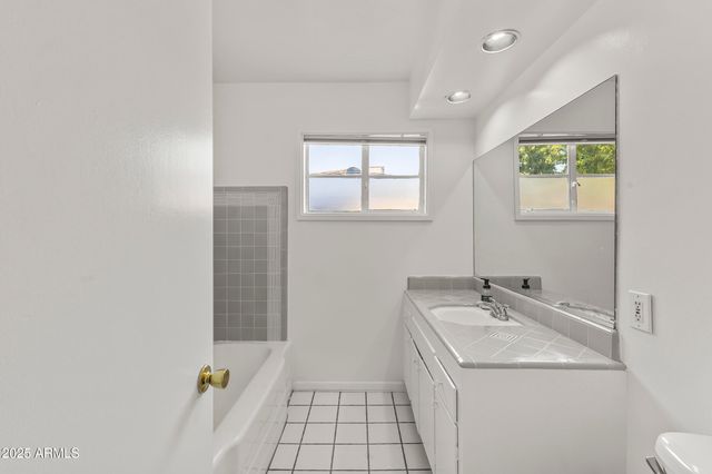 1822 E MARSHALL Avenue, Phoenix, AZ 85016