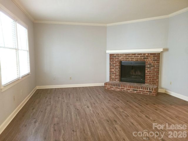 2141 Selwyn Avenue 202, Charlotte, NC 28207