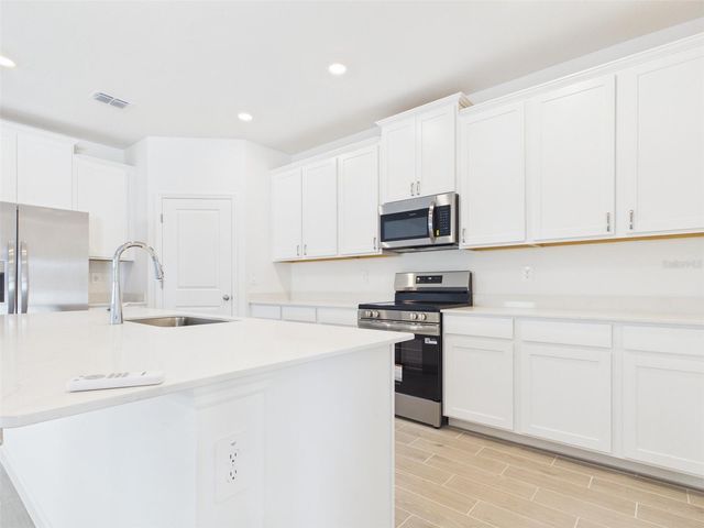 8966 SW 69TH TERRACE, Ocala, FL 34476