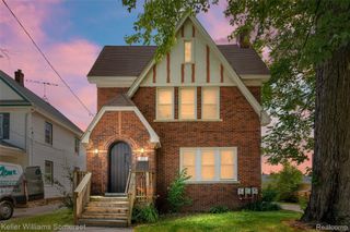 20 Thorpe Street, Pontiac, MI 48341