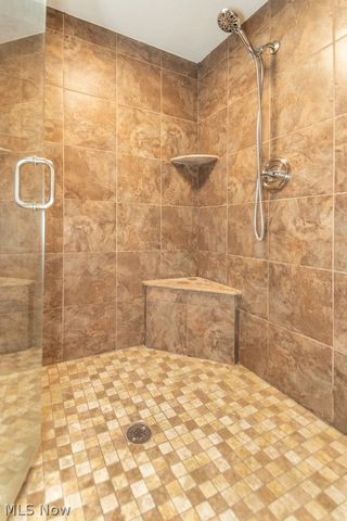 5485 Wildwood Court D, Willoughby, OH 44094