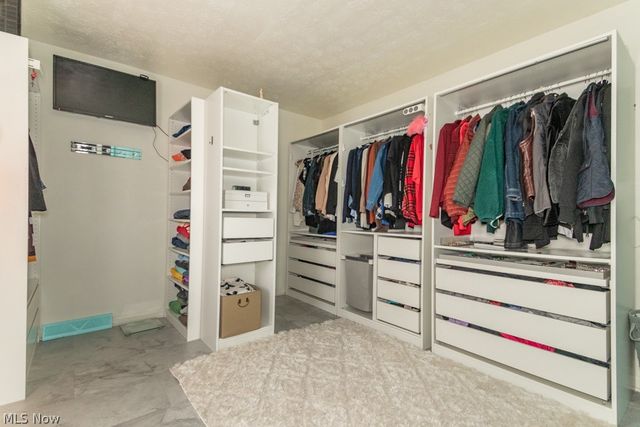 5485 Wildwood Court D, Willoughby, OH 44094