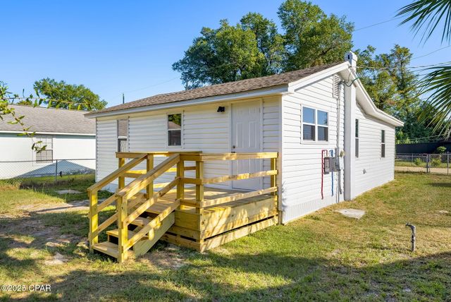 4129 Gaines Street, Panama City, FL 32404