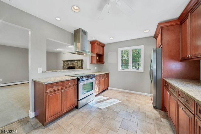 90 Russling Rd, Independence Twp., NJ 07840