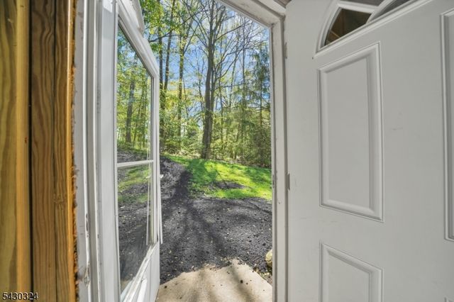 90 Russling Rd, Independence Twp., NJ 07840
