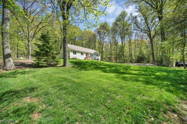 90 Russling Rd, Independence Twp., NJ 07840