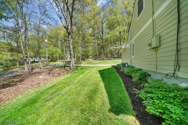 90 Russling Rd, Independence Twp., NJ 07840