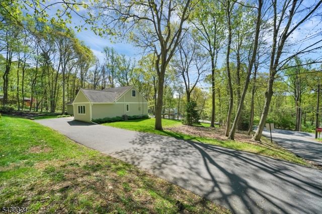 90 Russling Rd, Independence Twp., NJ 07840