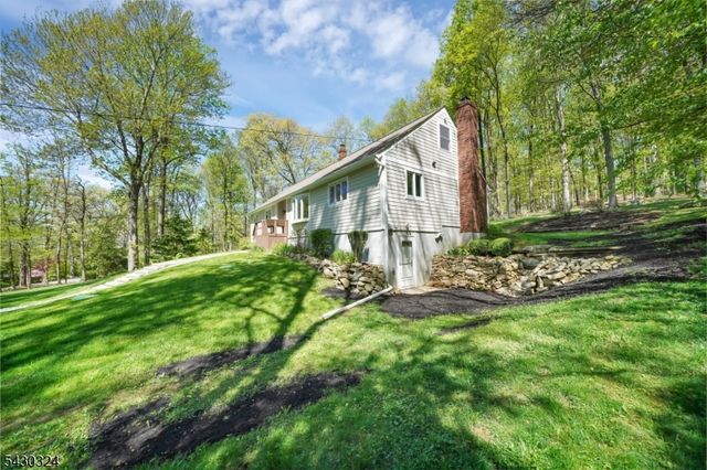 90 Russling Rd, Independence Twp., NJ 07840