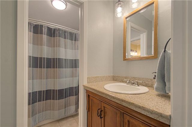 7113 Slater Street, Merriam, KS 66204