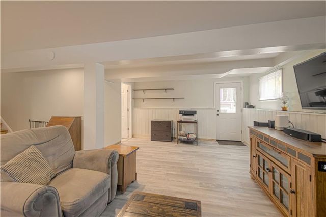 7113 Slater Street, Merriam, KS 66204