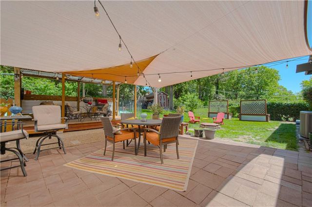 7113 Slater Street, Merriam, KS 66204