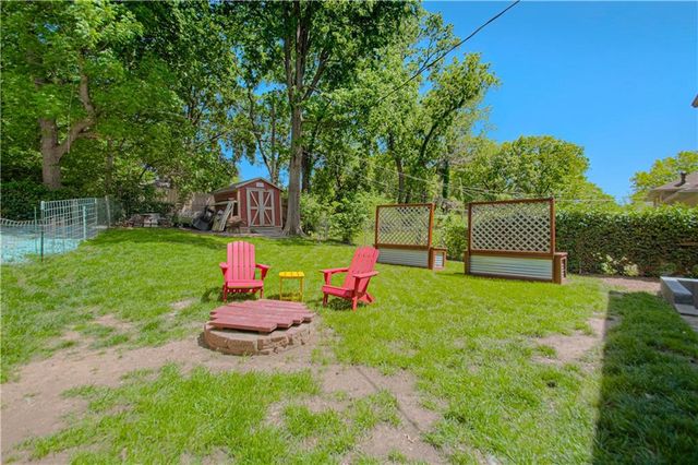 7113 Slater Street, Merriam, KS 66204