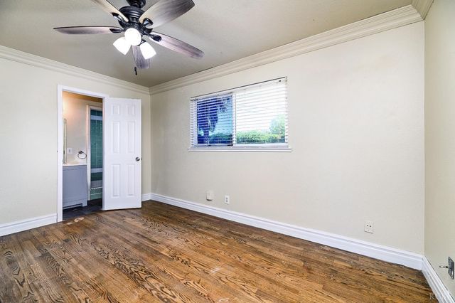 2109 N Kensington Way, Hanford, CA 93230