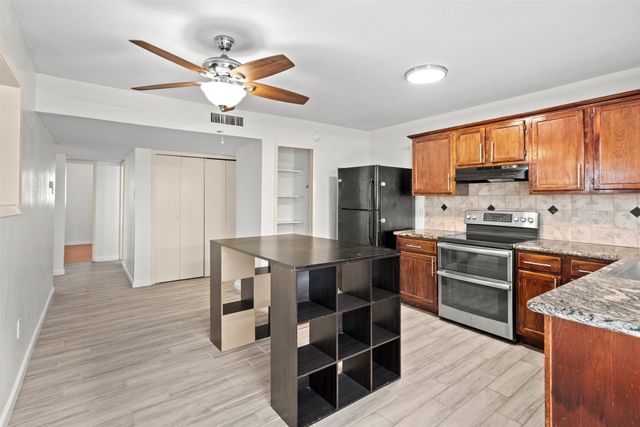 3808 Mckinley Drive, Plano, TX 75023