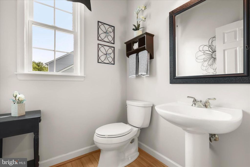 Image 25 of property listing at 7652 SWALLOW RD, Eldersburg, MD 21784