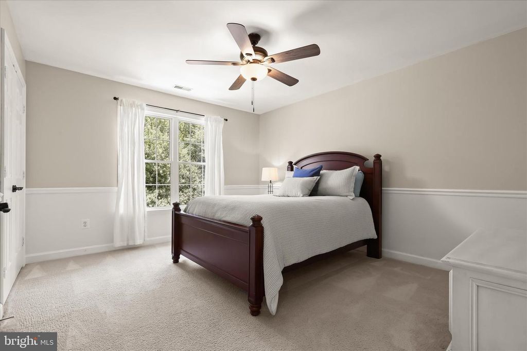 Image 35 of property listing at 7652 SWALLOW RD, Eldersburg, MD 21784