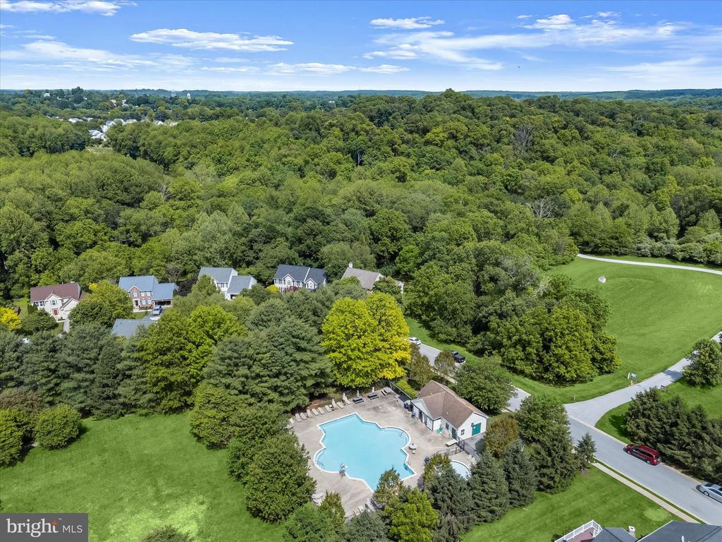 Image 53 of property listing at 7652 SWALLOW RD, Eldersburg, MD 21784