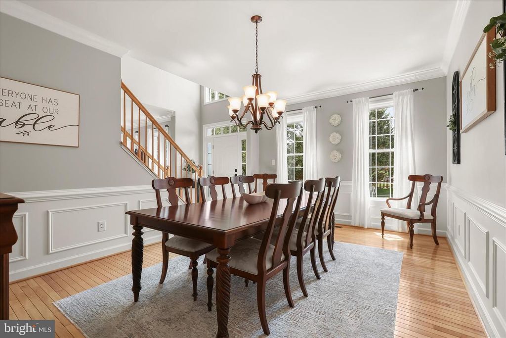 Image 7 of property listing at 7652 SWALLOW RD, Eldersburg, MD 21784