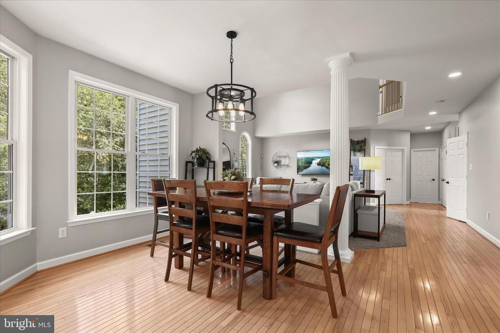 Image 9 of property listing at 7652 SWALLOW RD, Eldersburg, MD 21784