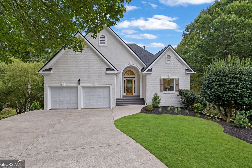 835 Bermuda Run, Woodstock, GA 30189 — exterior