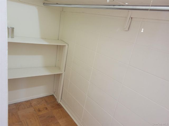 100 Towne House Village Towne House 805, Islandia, NY 11749