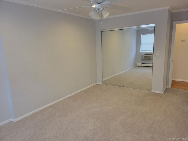 100 Towne House Village Towne House 805, Islandia, NY 11749