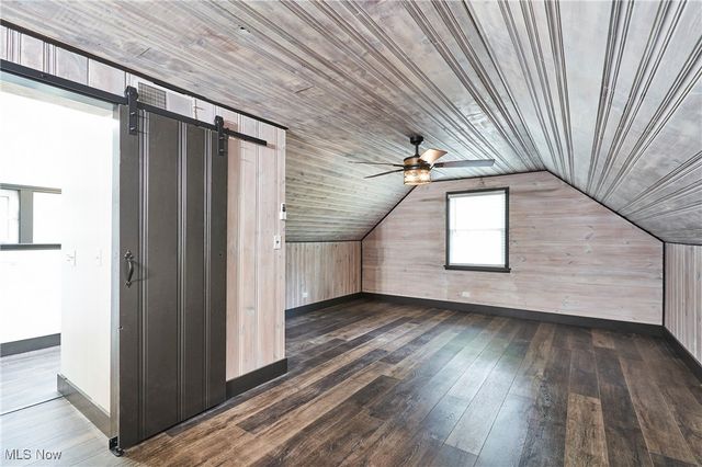 2430 Valley Road, Cuyahoga Falls, OH 44223