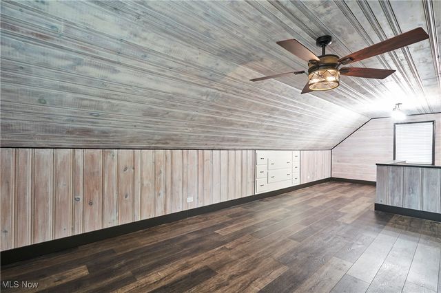 2430 Valley Road, Cuyahoga Falls, OH 44223