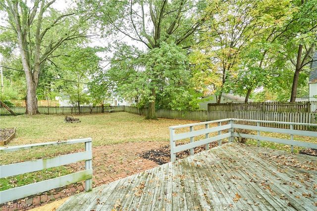 2430 Valley Road, Cuyahoga Falls, OH 44223