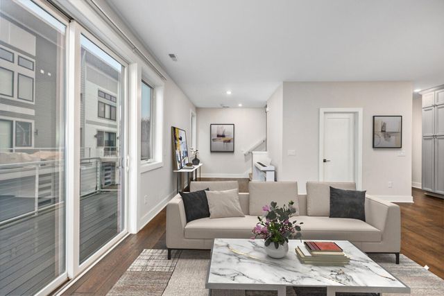 631 Fairview Avenue Ne 2, City Of Grand Rapids, MI 49503