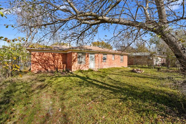 12924 Mitchell Drive, Balch Springs, TX 75180
