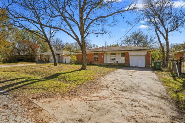 12924 Mitchell Drive, Balch Springs, TX 75180