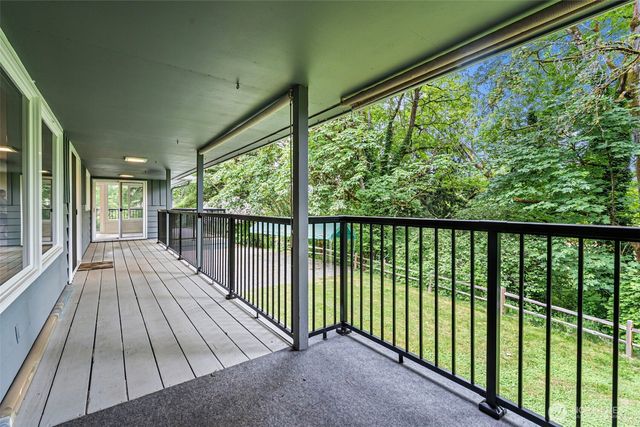 11517 34th Street E, Edgewood, WA 98372