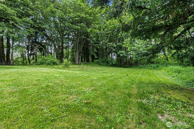 11517 34th Street E, Edgewood, WA 98372