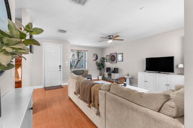 1317 SW 4th Street, Fort Lauderdale, FL 33312