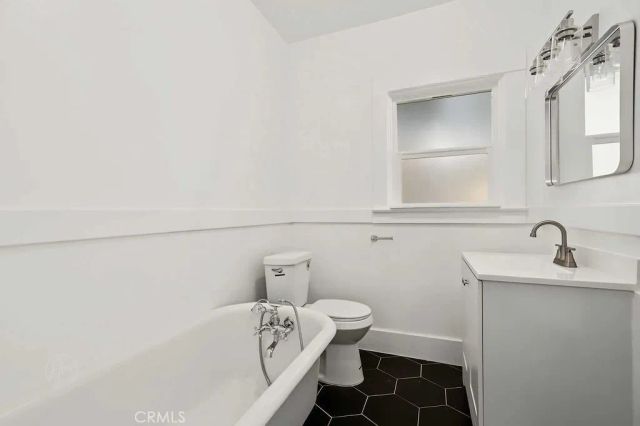 1825 2nd, Bakersfield, CA 93304