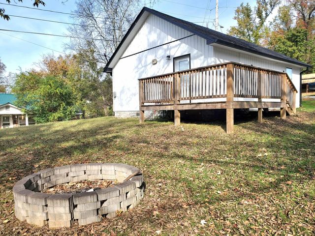 109 McGinness Ave, Carthage, TN 37030