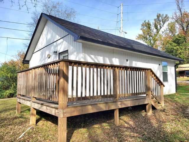 109 McGinness Ave, Carthage, TN 37030