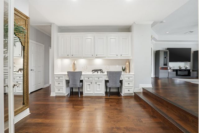 5315 Handbrook Drive, Houston, TX 77069