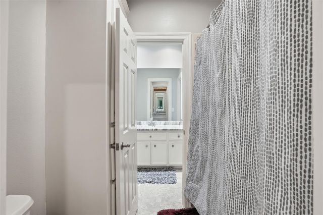 5315 Handbrook Drive, Houston, TX 77069