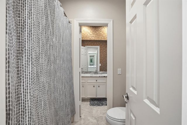 5315 Handbrook Drive, Houston, TX 77069