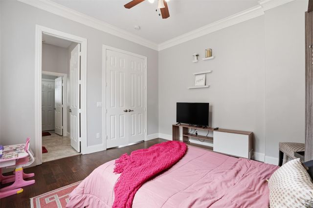 5315 Handbrook Drive, Houston, TX 77069