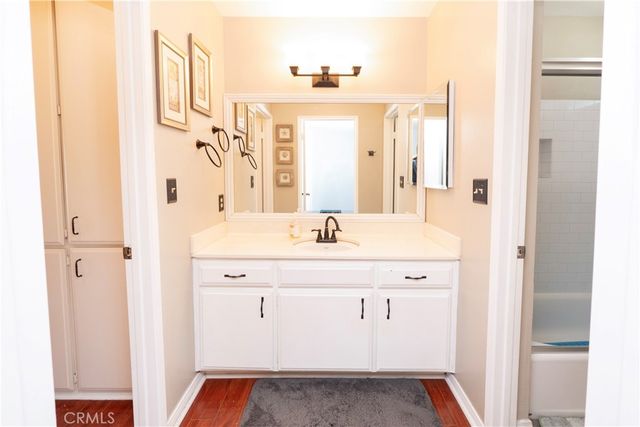 12334 Chandler C, Valley Village, CA 91607