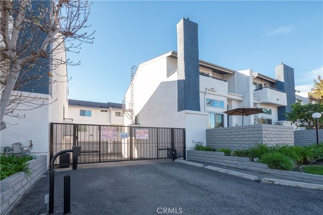 12334 Chandler C, Valley Village, CA 91607